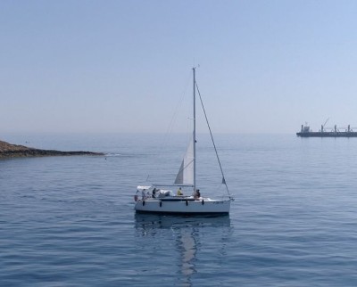 Ruta en barco por 5 calas desde Carboneras