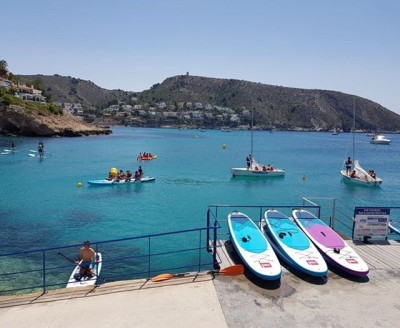 Alquiler de Paddle Surf Moraira en el Port (Club Náutico)