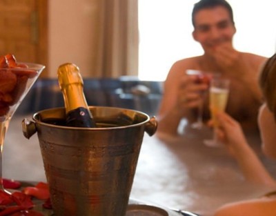Escapada Romántica en Valencia con Spa Privado Hotel Casa Babel****