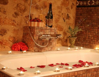 Escapada Romántica con Cena en Villalonga, Hotel Casa Babel