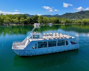 Girona: Lake of Banyoles Boat Tour