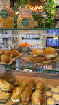 La Oficina casual food